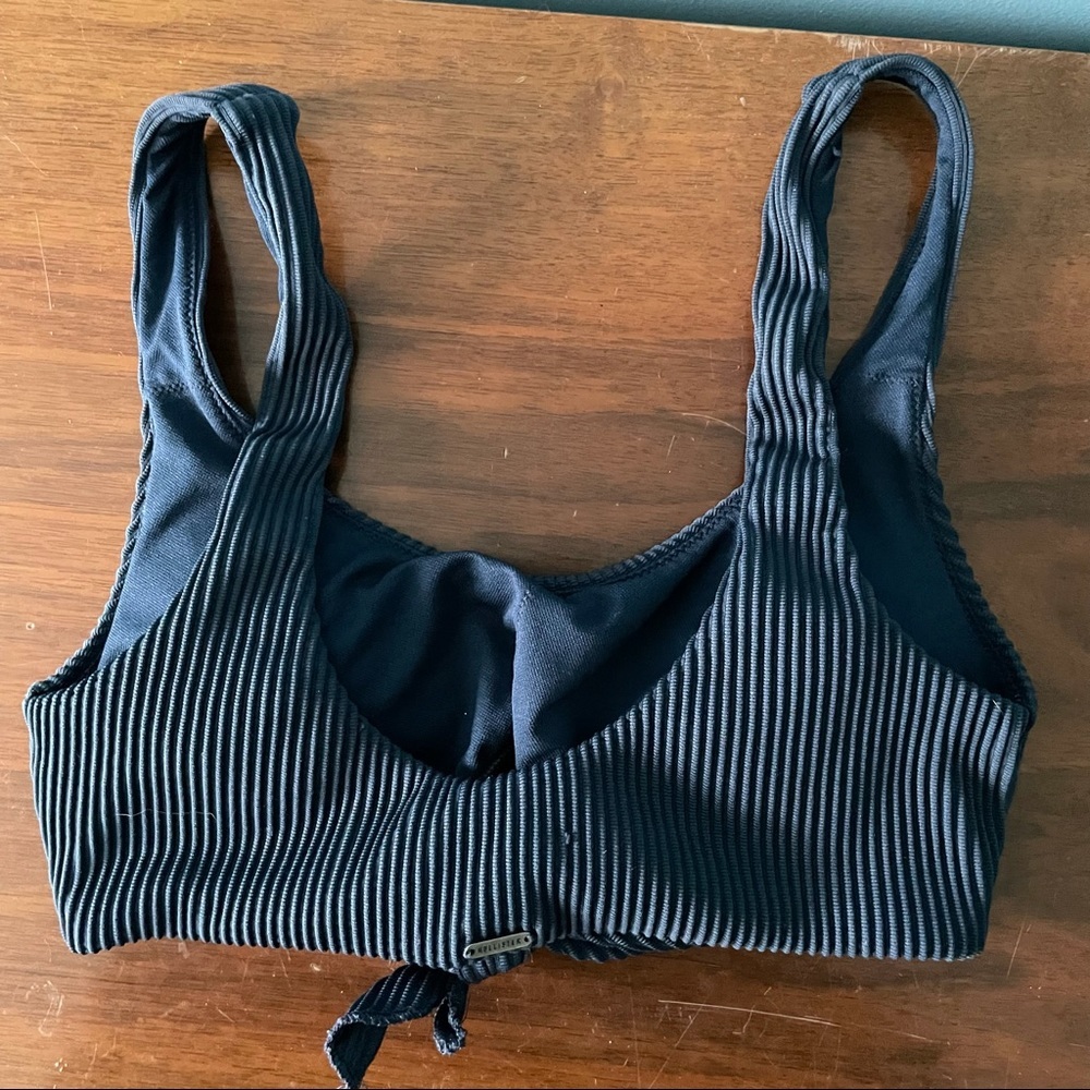 Navy Ribbed Hollister front tie bikini top Small - Picture 2 of 4